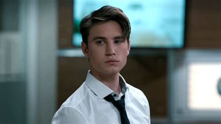 Carson Rowland